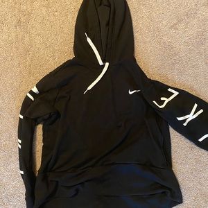 Cropped Nike hoodie